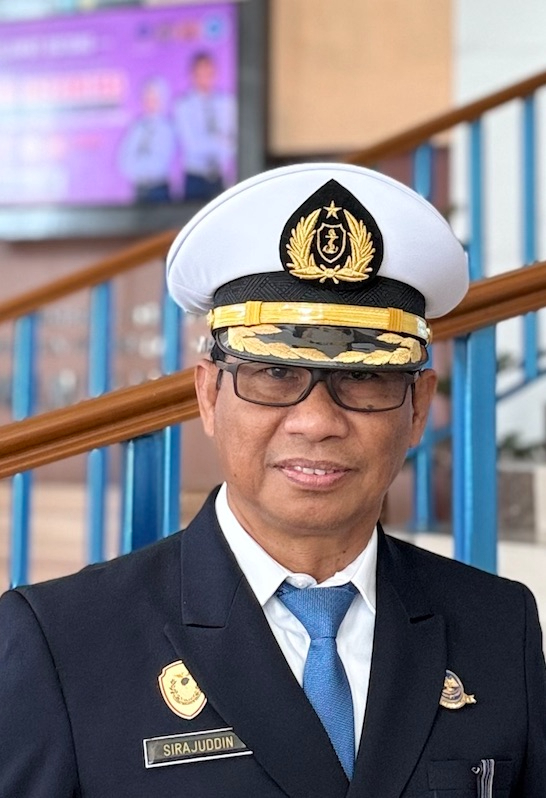 Sirajuddin, S.Sos., M.M.